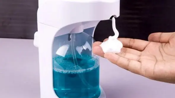 مردم دنبال مواد ضد عفونی کننده نگردند / بهترین ضدعفونی کننده در برابر کروناویروس مایع دستشویی 