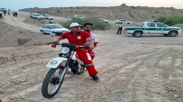 عملیات ویژه هلال احمر برای پیدا شدن مرد گمشده در کوه  / در دشتستان رخ داد