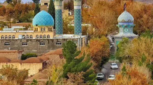 از قلعه رودخان تا قلعه آژدهاک یا قلعه ضحاک