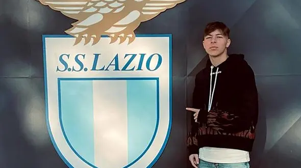 مرگ فوتبالیست آبی پوش در تصادف ! / شب گذشته در خاک ایتالیا رخ داد