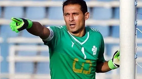 احمدی: تصمیم‌های فوتبال از قبل گرفته شده است/ پرسپولیس مدعی شماره یک قهرمانی است