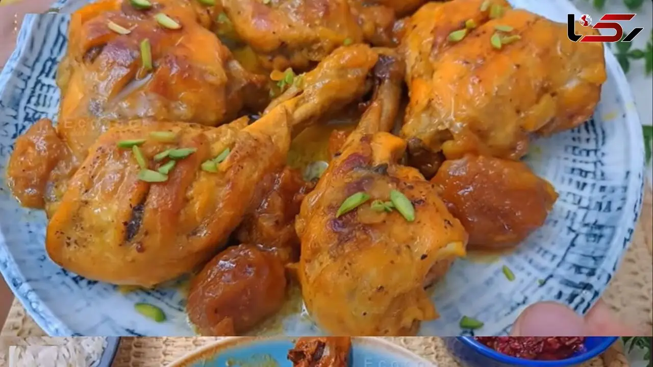 طرز تهیه مرغ دودی بدون منقل با طعم زرشک مخصوص + فیلم آموزش کامل