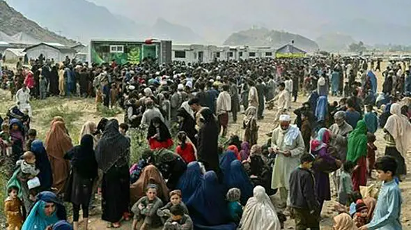 پاکستان اتباع افغان را اخراج می‌کند