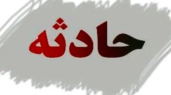 فیلم برخورد تریلی به پل عابر پیاده در محور ساری ـ نکا 