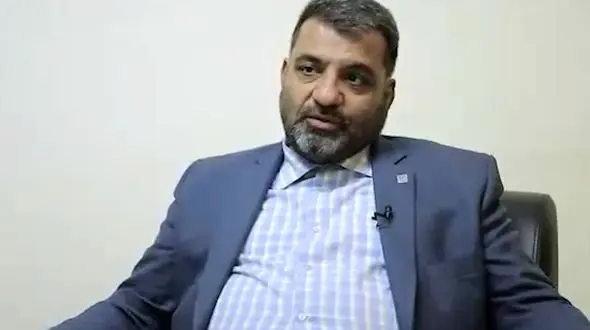 فیلم اولین گفتگو با قاضی قلابی دیوان که جنجال کرد