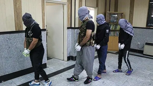 4 دزد خانه های آبادان در دام پلیس