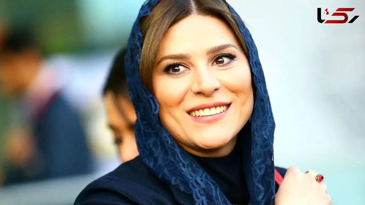 عکس انگشتر میلیاردی سحر دولتشاهی  / همایون برایم خرید !