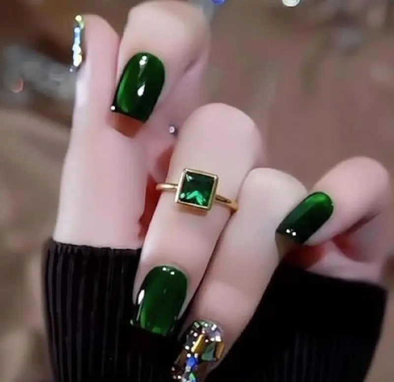 مدل ناخن یلدایی عروس لاک ژل