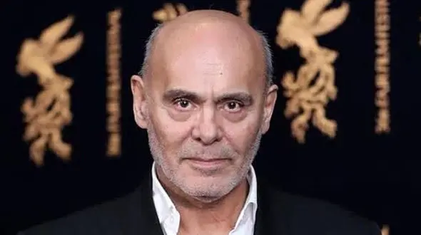 چهره بیمار جمشید هاشم پور در کنار اکبرعبدی+عکس