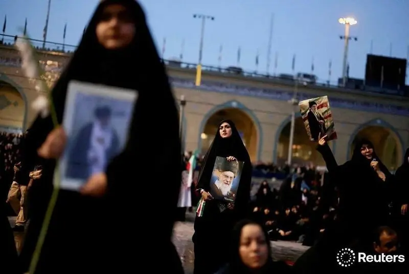 تصاویر خاص خبرگزاری رویترز از مراسم وداع با رهبر شهید آیت الله خامنه ای در مصلی تهران