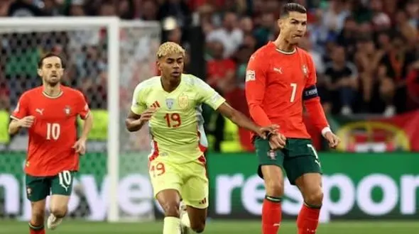 رونالدو پشت یامال در آمد: دست از سرش بردارید!