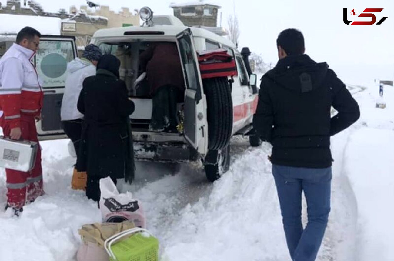 نجات جان 39 زن باردار از محاصره برف در آذربایجان غربی