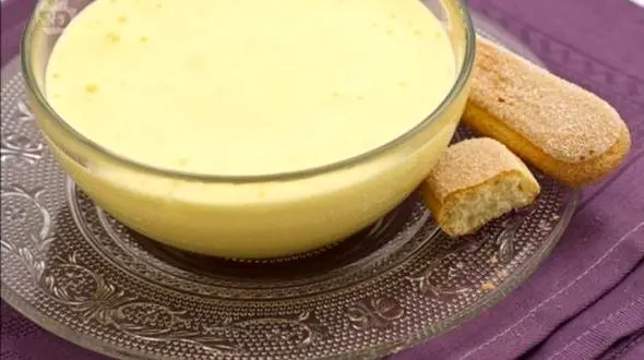 دسر تخم مرغی مناسب برای دورهمی های دوستانه+ دستور تهیه