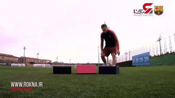 چالش جعبه جادویی با حضور مدافع بارسلونا + فیلم