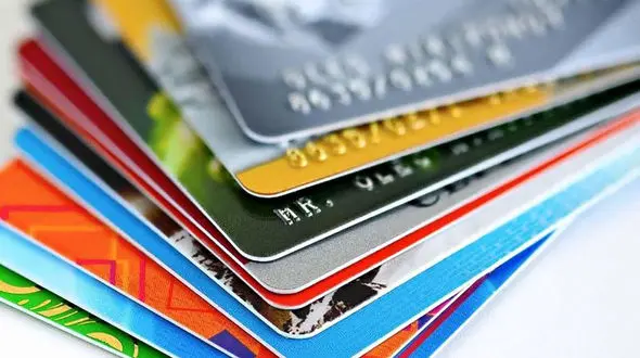 شگرد عجیب باند سارقان کارت بانکی!/در تله پلیس افتادند