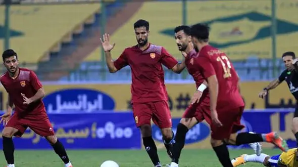 درگیری خونین در تیم نوجوانان شهرخودرو / با مشت و لگد به جان هم افتادند + عکس