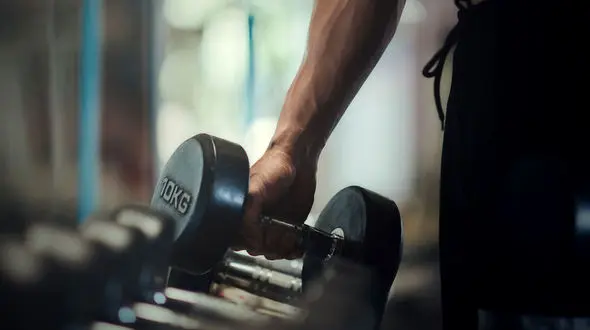 ببینید / خودکشی به سبک بدنسازی / ورزشکارانی که دیگر بیدار نمی‌شوند + فیلم