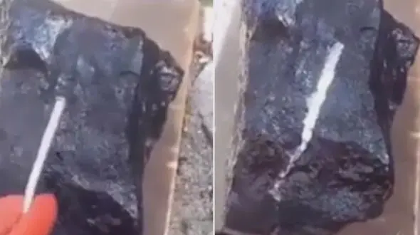 سنگ جادویی عجیب در دست یک سرباز ! + فیلم و عکس
