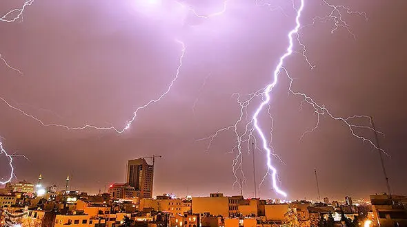 رگبارو رعد و برق در تهران از بعد از ظهر دوشنبه