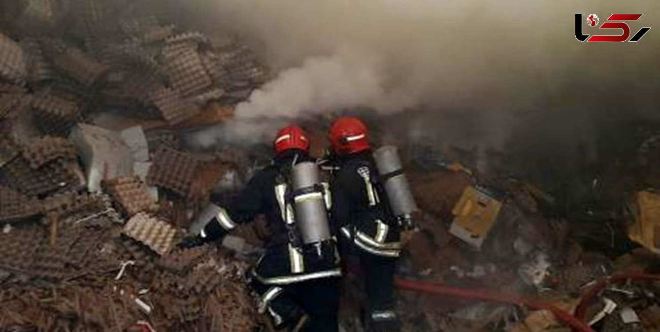 آتش‌سوزی کارگاه دپوی ضایعات لاستیک در شهر رباط کریم اطفاء شد