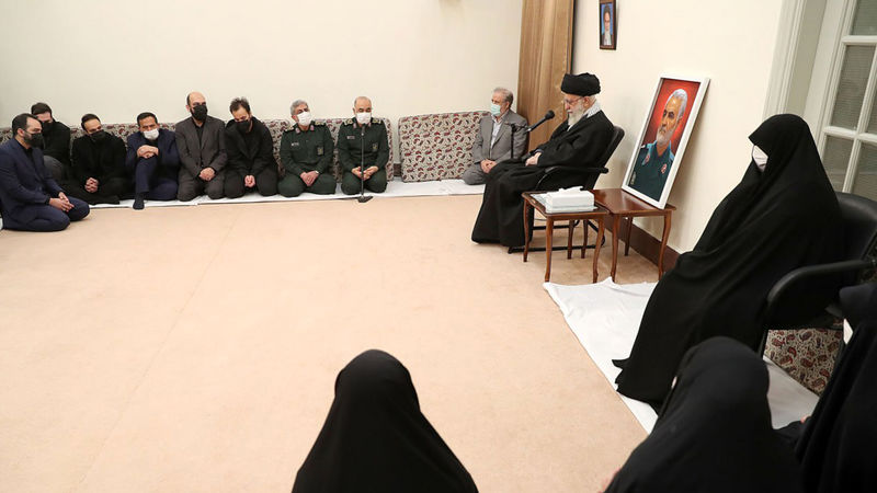  در دیدار خانواده و اعضای ستاد بزرگداشت سردار سلیمانی عنوان شد