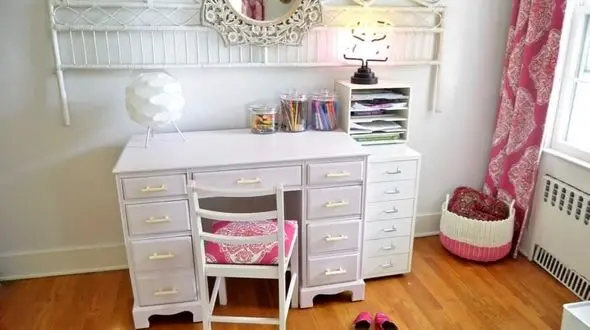 جدیدترین مدل میز تحریر ساده دخترانه + میز تحریر تاشو دیواری