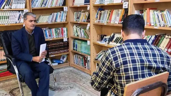 جوان دهدشتی در زندان مهندس شیمی شد