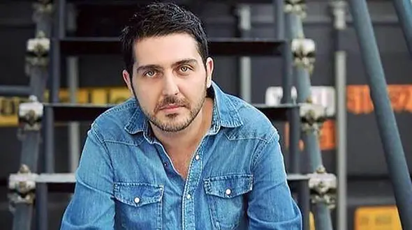 تغییر چهره عجیب این بازیگر جوان + عکس