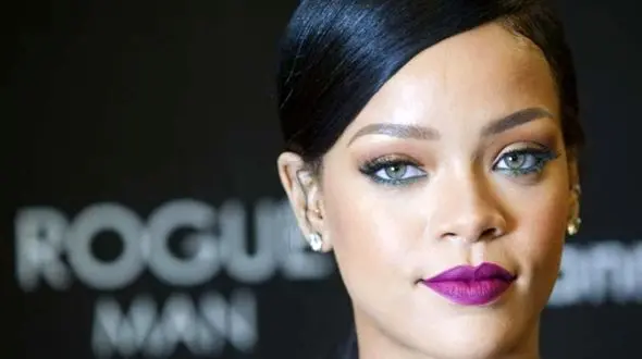 تغییر چهره ریحانا همه را شگفت‌زده کرد! 