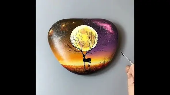 نفس کشیدن گوزن روی سنگ / فیلم