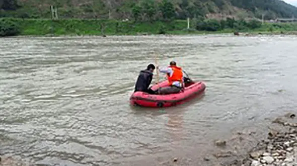 جسد مرد غرق شده شفتی بعد از 19 ساعت پیدا شد 