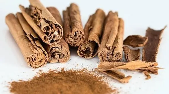 عوارض خطرناک دارچین را جدی بگیرید