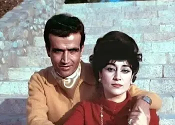 فیلم مصاحبه قدیمی / حمیرا : شوهرم نصف شب بیدارم میکنه ازم عکس بگیره .../ شوهرش : ظهر خواب از دستش ندارم فقط آواز میخونه .../ 5 ساله ازدواج کردیم و ....منوچهر نوذری مصاحبه گر : بالاخره ...
