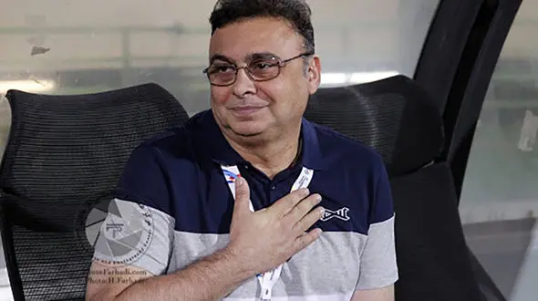 نجات پزشک باشگاه استقلال از کرونا