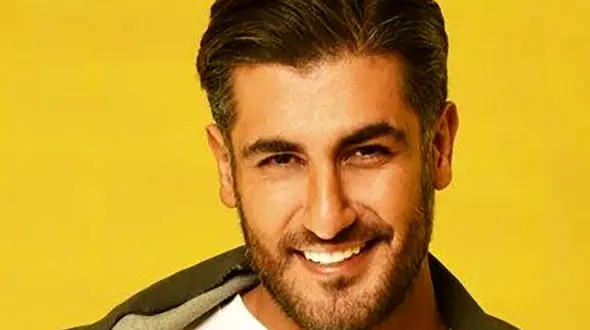 عکس هایی خجالت آور آقای خواننده فاش شد / شهاب مظفری همه را شوکه کرد  