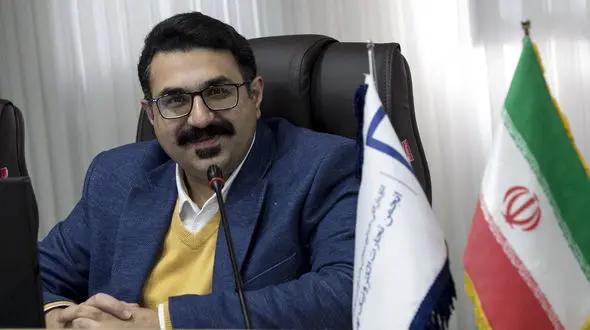 کتاب مجموعه قوانین و مقررات مرتبط با کسب و کارهای اینترنتی رونمایی شد