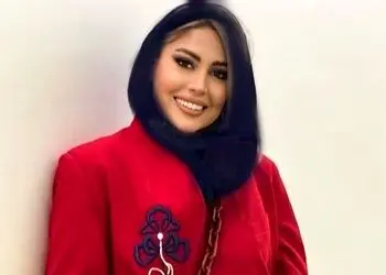 (عکس) خلاقیت جالب و عاشقانه پریا پرتوی‌فر، همسر بابک جهانبخش برای سالگرد ازدواجشان / چه کیک خوشگلی ...