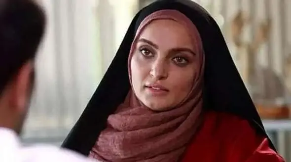 کپی برداری نیلوفر پارسا  از استایل کیت میدلتون خبرساز شد / مینا پذیرش سریال کلینیک رویا در قامت «پرنسس ولز»!