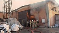 آتش‌سوزی گسترده در انبار بزرگ کارتن / در کرج رخ داد