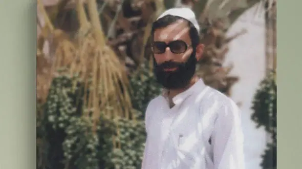 پرویز ثابتی، حکم تبعید رهبر انقلاب به ایرانشهر را در آذر 1356 تأیید کرد