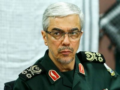 عکس سفر در زمان / «سردار رادان، سرلشکر موسوی و سرلشکر باقری» در یک مراسم / سال 1402