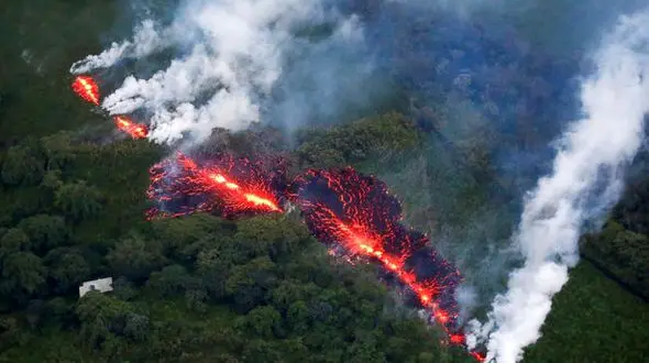 هشدار قرمز بخاطر  آتشفشانی در هاوایی + عکس