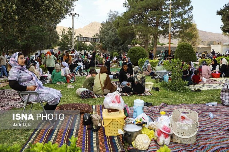 نمایی از دستکند ۱۲ هزار ساله کوه شیوشگان