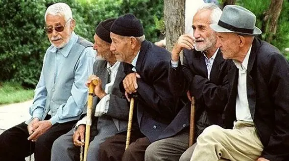 مصوبه افزایش ۱۰ درصدی حقوق، ارتباطی به مستمری بازنشستگان تأمین‌اجتماعی ندارد