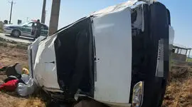عکس / مرگ راننده زن ۵۷ ساله در چپ کردن پرایدش / ببینید خودرو ایرانی چطور مچاله شد