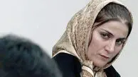 تمسخر شعرهای شهلا جاهد در دادگاه توسط ناصر محمدخانی ! / نامه تند شهلا از زندان / ریشه عشق خیس شدن دو دلدار در زیر باران نیست عشق این است که من چترم را به روی دلدار بگیرم و او نبیند و هرگز نفهمد که چرا در زیر باران خیس نشد