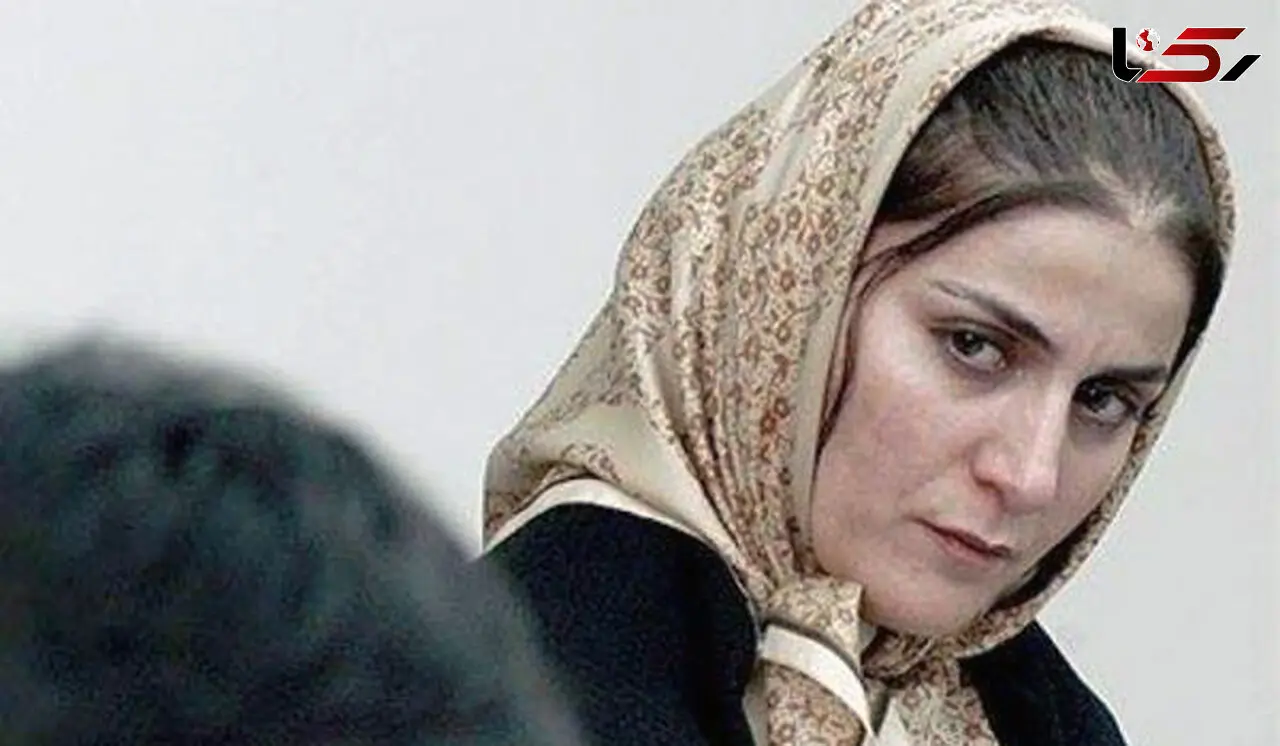 تمسخر شعرهای شهلا جاهد در دادگاه توسط ناصر محمدخانی ! / نامه تند شهلا از زندان / ریشه عشق خیس شدن دو دلدار در زیر باران نیست عشق این است که من چترم را به روی دلدار بگیرم و او نبیند و هرگز نفهمد که چرا در زیر باران خیس نشد