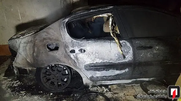 عکس های جزغاله شدن 3 ماشین گران قیمت در غرب تهران + جزییات