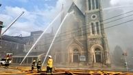 کلیسای باستانی فیلادلفیا آتش گرفت + عکس