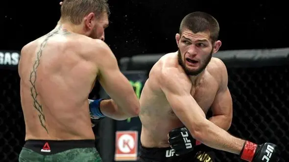 پیروزی دوباره مبارز روس / نورماگومدوف شکست ناپذیر باقی ماند